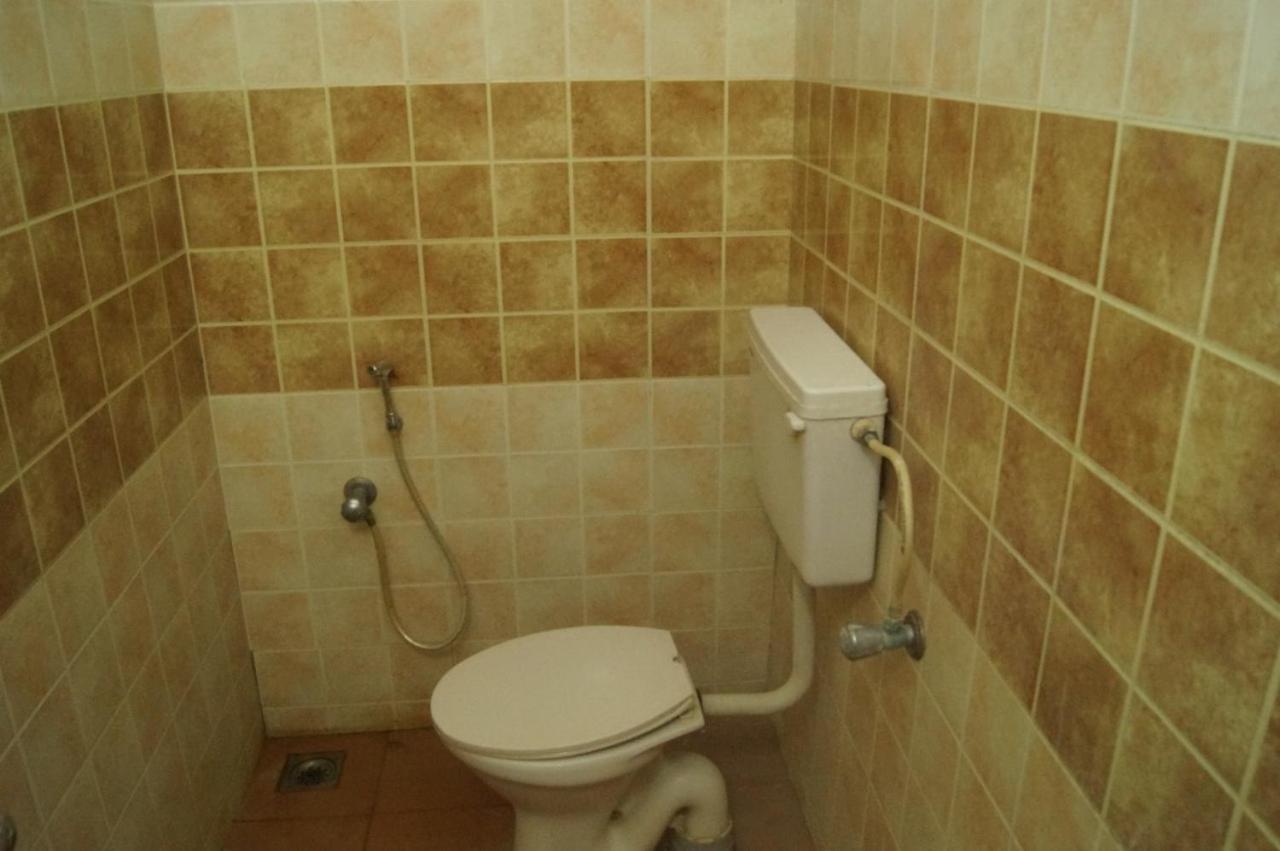 Prems Homestay Kochi Bagian luar foto